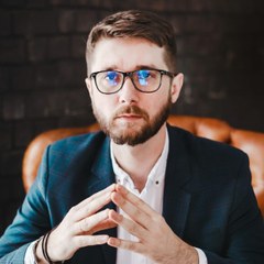 Илья Царьков